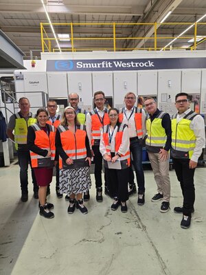 Bild vergr&ouml;&szlig;ern: Landrat besucht Smurfit Westrock